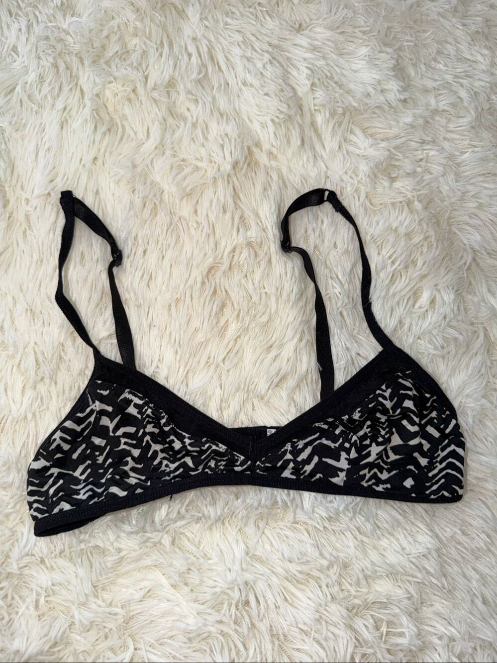 Out from under size XS bra